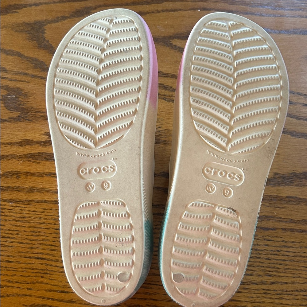 Crocs Women's Classic Platform Ombre Slides Womens size 9 LIKE NEW! - Picture 4 of 4